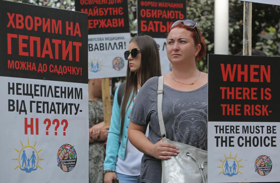 Anti-vaxers Rally In Kiev