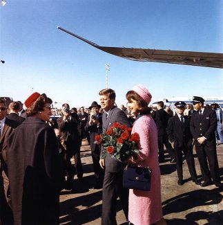 Jackie in Dallas 22 Nov 63