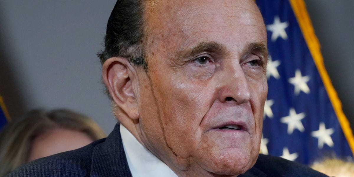Trump attorneys believe Giuliani bid to overturn election is ‘deranged’ Trump attorneys believe Giuliani bid to overturn election is ‘deranged’