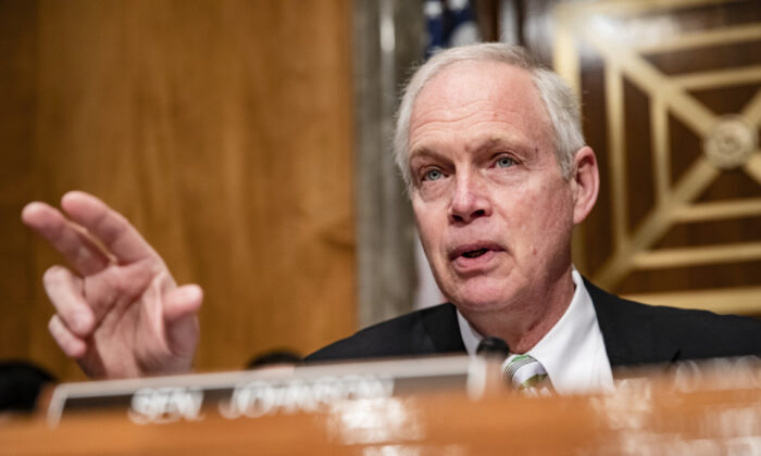 Chairman Ron Johnson (R-Wis.) speaks at the start of a Senate Homeland Security Committee hearing on the government's response to the CCP virus outbreak in Washington, on March 5, 2020. (Samuel Corum/Getty Images)