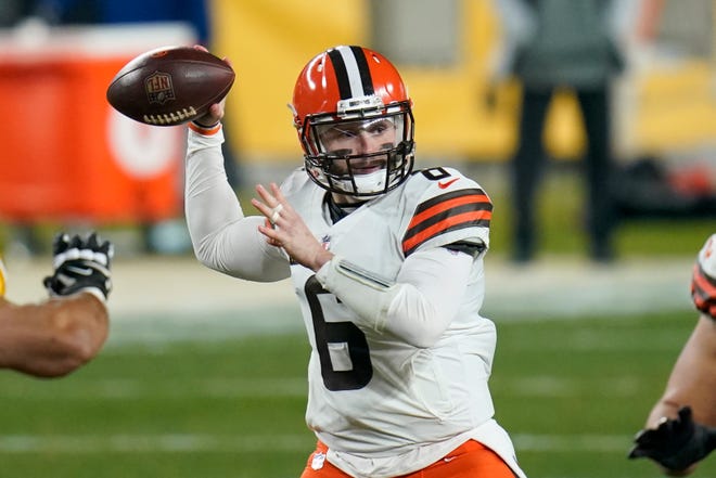 Browns quarterback Baker Mayfield (6) throws a pass during the first half of an NFL wild-card playoff game against the Steelers, Sunday, Jan. 10, 2021, in Pittsburgh. (AP Photo/Keith Srakocic)