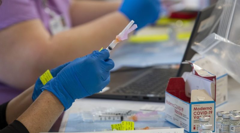 Researchers Study Anti-Vax Facebook Groups in Early Days of COVID-19 Pandemic