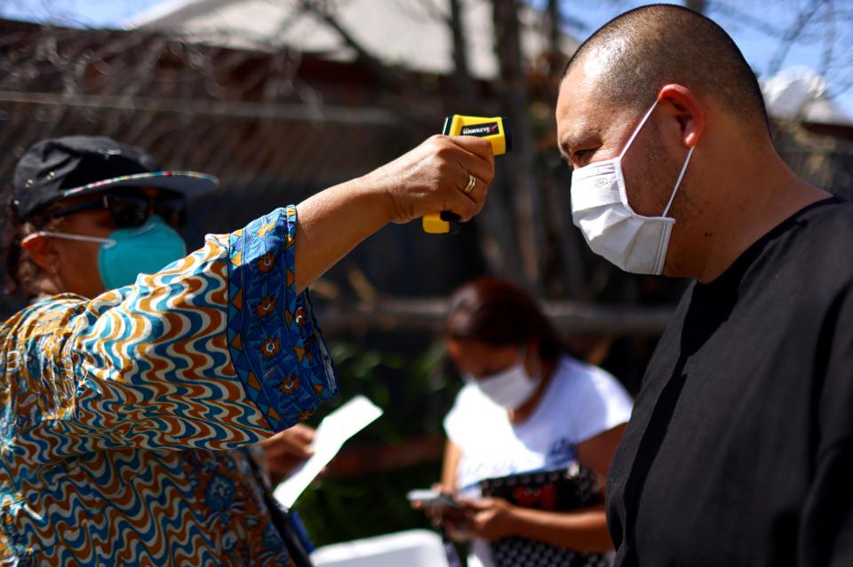 Mobile Clinic Delivers Vaccine to Central American Indigenous Residents in Los Angeles