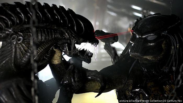 Filmstill | AVPR: ALIEN VS. PREDATOR- REQUIEM (picture-alliance/Everett Collection/20 Century Fox)