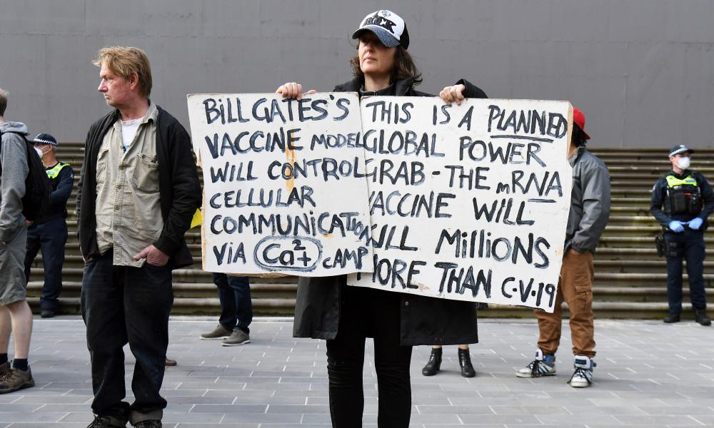 Anti-lockdown protesters in Melbourne