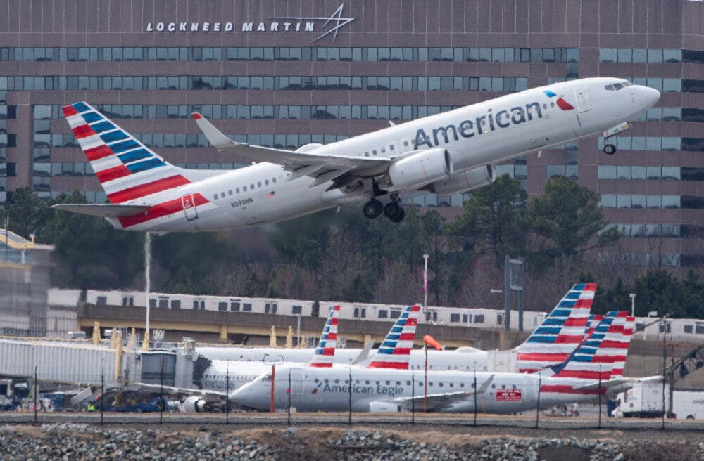 American Airlines 737-800