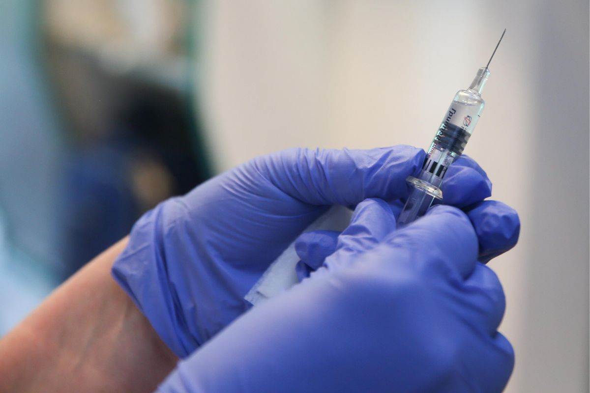Flu shot linked to less severe COVID-19 infections: Report Flu shot linked to less severe COVID-19 infections: Report