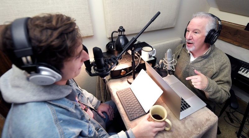 Phil Valentine, radio host who regretted vaccine skepticism, dies of Covid-19
