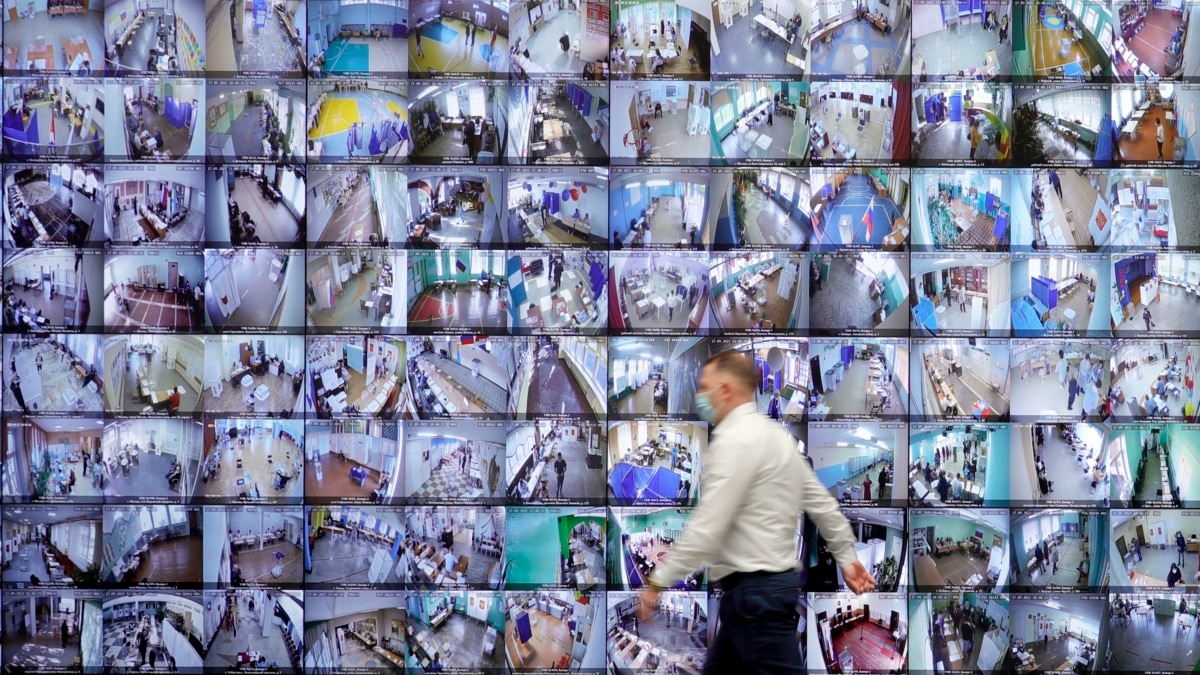 Russian Social Media Swamped With Video Evidence Of Ballot-Box Stuffing Russian Social Media Swamped With Video Evidence Of Ballot-Box Stuffing