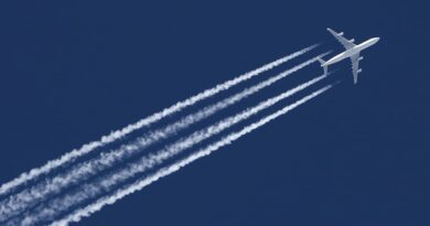 Florida Gov. DeSantis to ban weather modification, track ‘chemtrail’ complaints