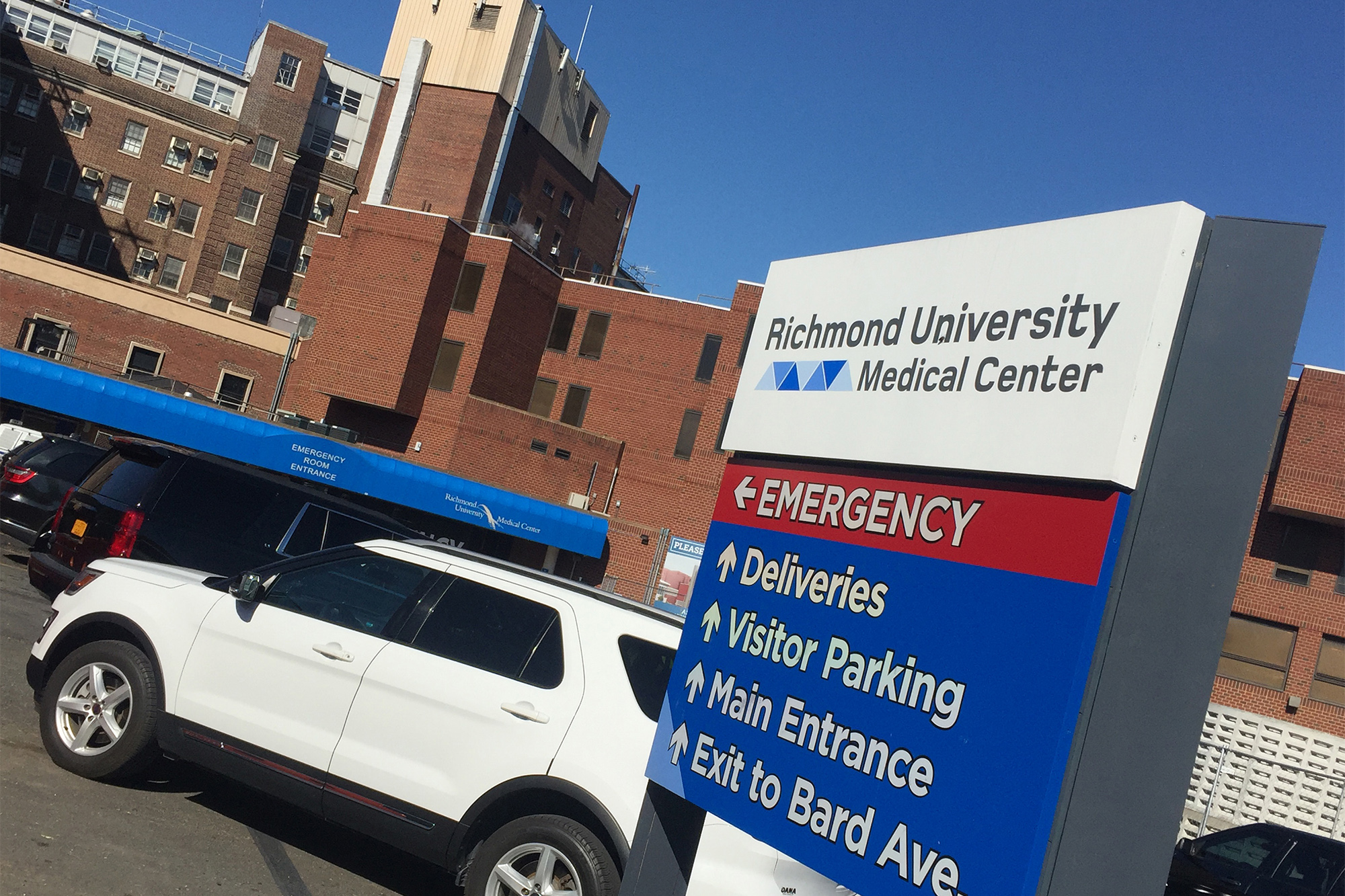 A spokesperson said 10 percent of workers at Richmond University Hospital were still unvaccinated.