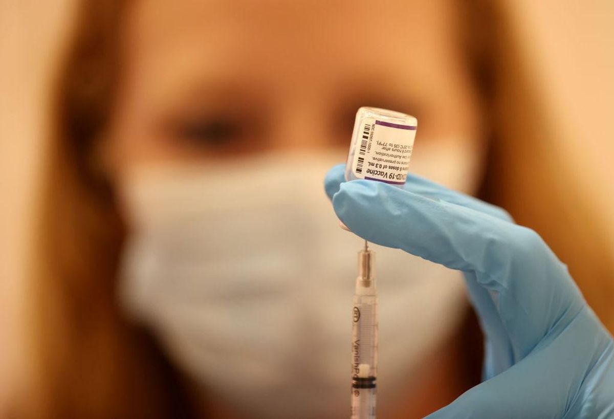 Study says vaccinated people easily spread Delta variant in households, COVID vaccine protection wanes earlier than previously believed