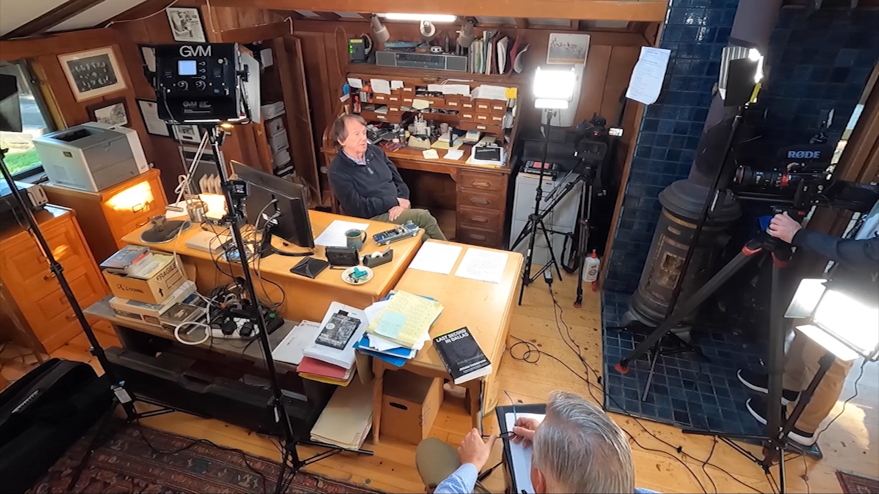 Dan Noyes & Josiah Thompson talk in his Bolinas, California home during the filming of the documentary 'JFK Unsolved' in 2021.