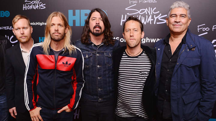 Nate Mendel, Dave Grohl, Pat Smear, Taylor Hawkins, Chris Shiflett