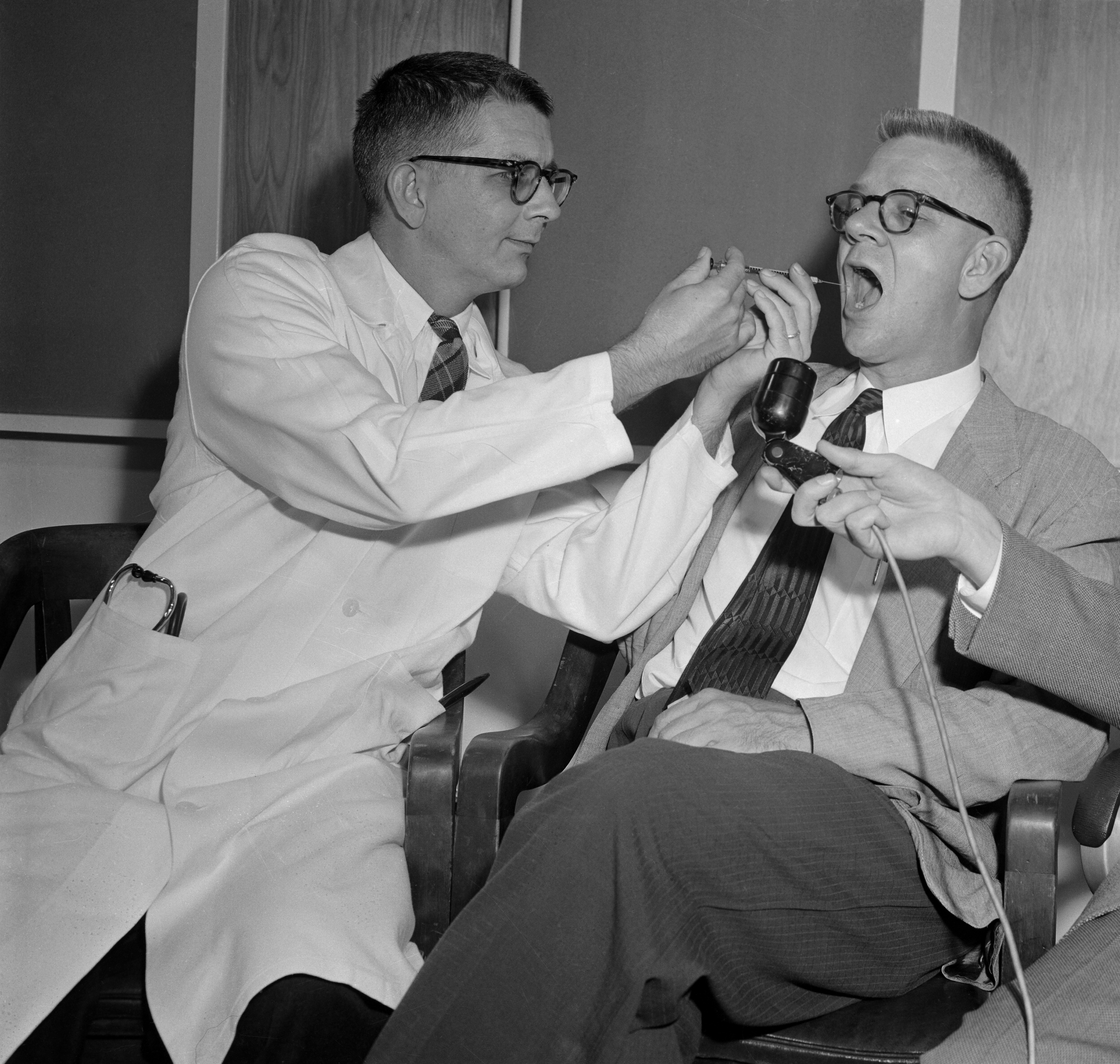 An LSD experiment carried out by two doctors in Atlanta, Georgia, in 1955