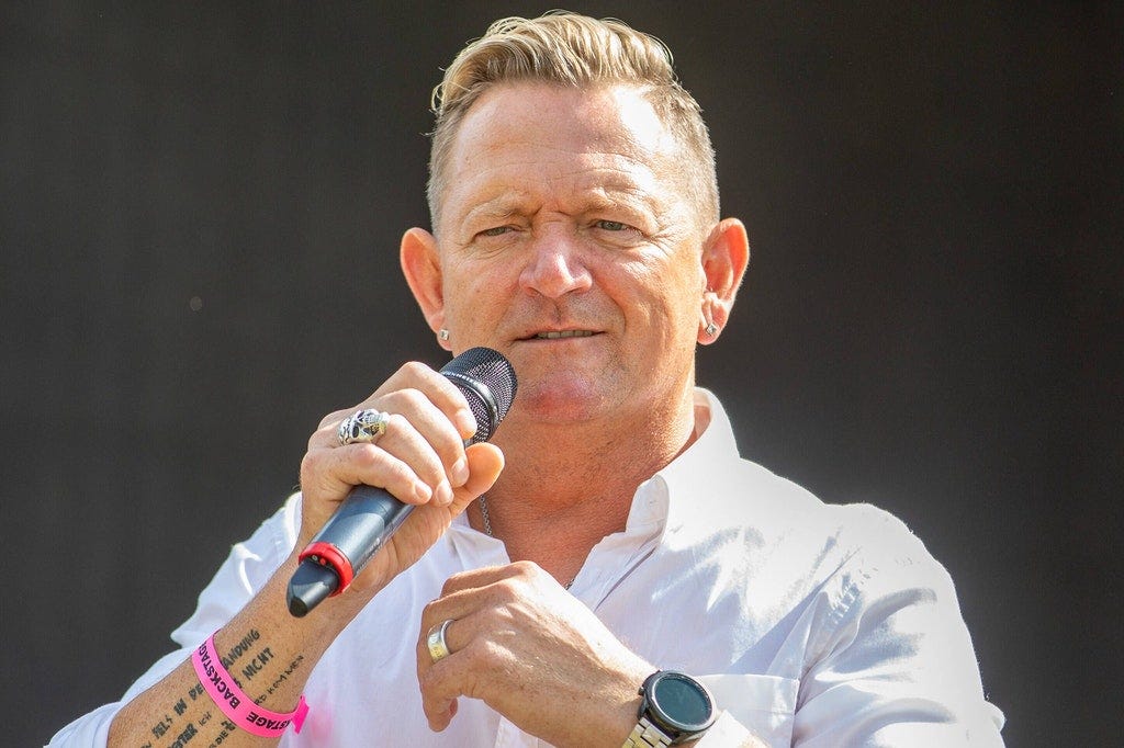 Alex Zapata from Lienen at a concert on August 14, 2021 in Holzappel.