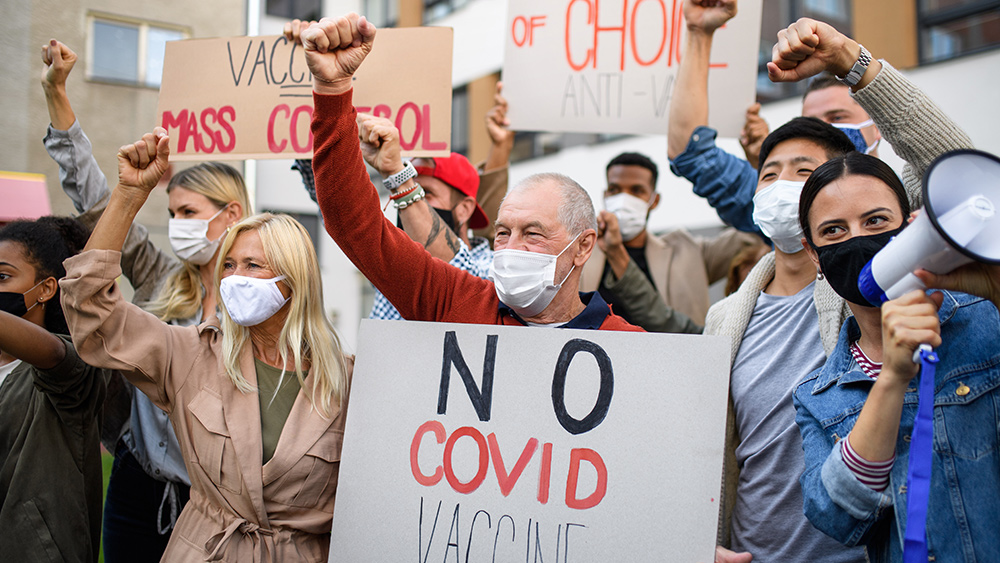 Image: Del Bigtree: Walkouts in Shasta County SDs sent ripples that led to cancellation of COVID vaccine mandate for California students