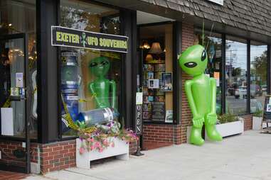 alien outside store front