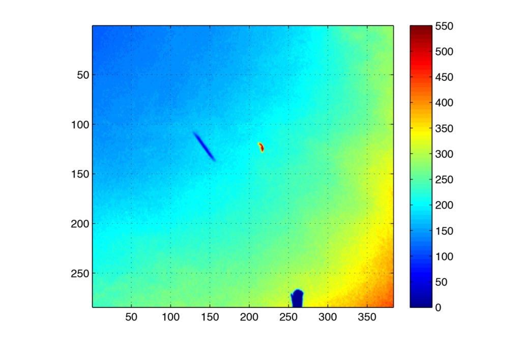 A "phantom" object was recorded by a special camera against the background of the moon.