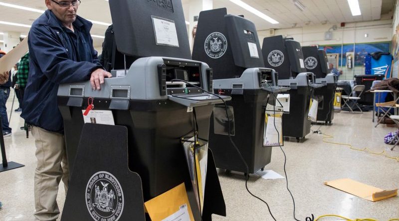Ariz. election equipment tested ahead of midterms