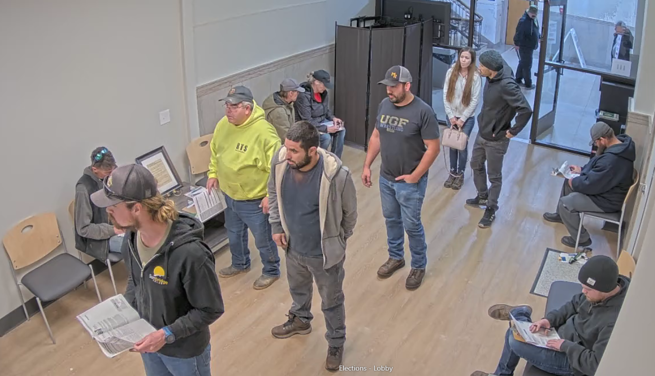 caption: Election day lines were so persistent this year it delayed the vote count in Cowlitz County, according to auditor Carolyn Fundingsland. She said normally there are "no lines at all" in midterm elections in the county, which has a population of around 111,000. 