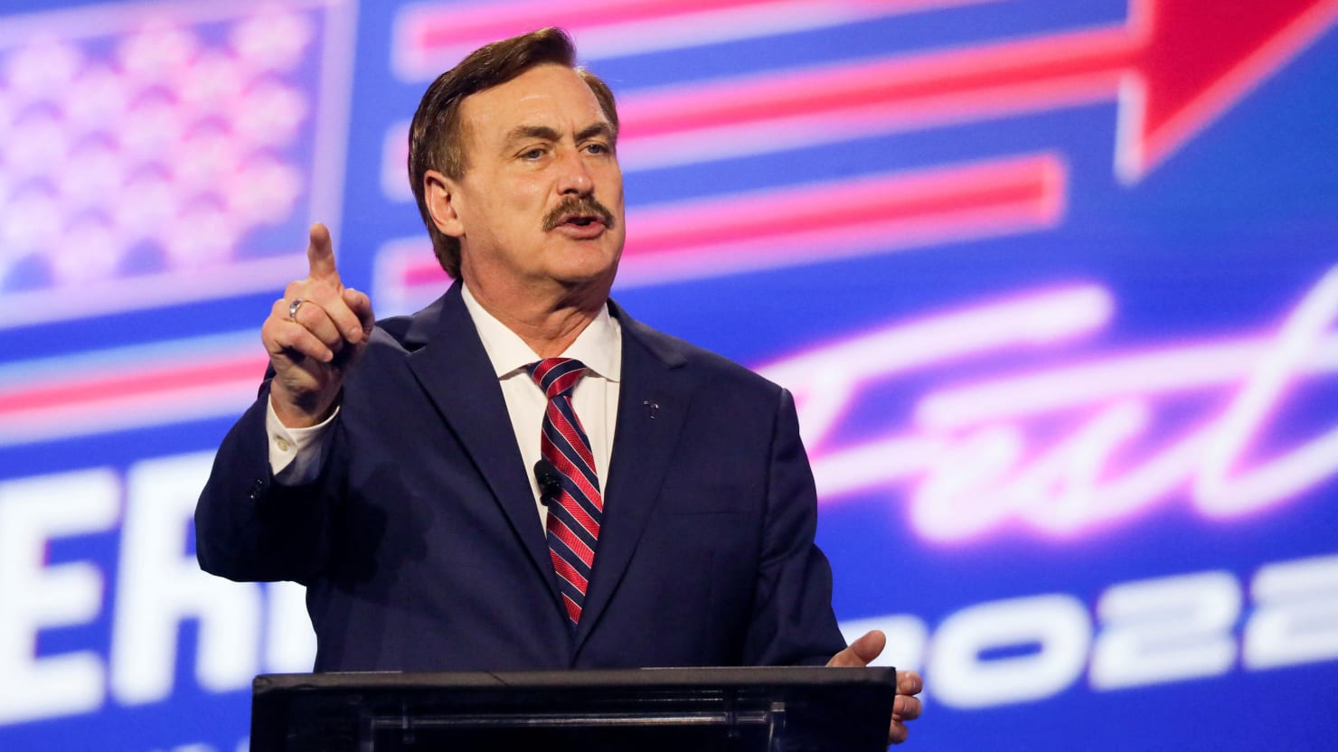 Right-Wingers Attack Mike Lindell After DeSantis Conspiracy