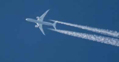 Chemtrails or Contrails? Why the white lines in the sky might be harmful - WATE 6 On Your Side