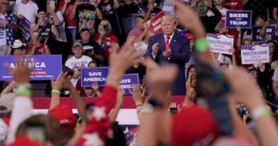 Donald Trump Openly Embraces, Amplifies QAnon Conspiracy ... - WTTW News