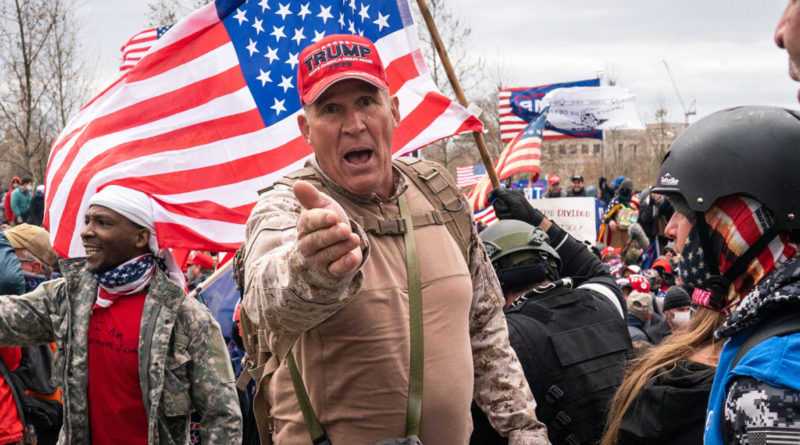 Pro-Trump protester Ray Epps seeks retraction of conspiracy theory from Tucker Carlson - NBC News