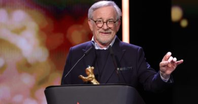 Steven Spielberg Has His Own Theory About Those UFOs: ‘What If It’s Us, 500,000 Years in the Future?’ - IndieWire