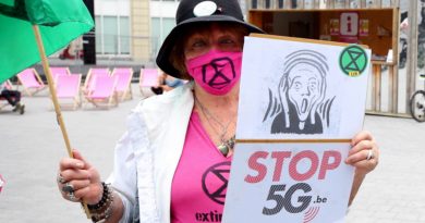 The Most Extreme 5G Conspiracy Theories and How COVID-19 Blew It All Up - Observer