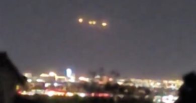 Mysterious UFOs Spotted Over Las Vegas: VIDEO - OutKick