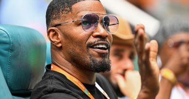 Jamie Foxx's rep DENIES conspiracy that vaccine caused actor's illness