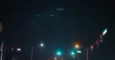 Ohio's close UFO encounter! Eerie green lights leave Middletown residents wondering, are we not alone?