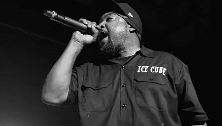 Journalists Torch ‘Anti-Vax’ Ice Cube - Hollywood in Toto