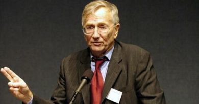 US Was Behind Both Crimean Bridge Attacks: Seymour Hersh