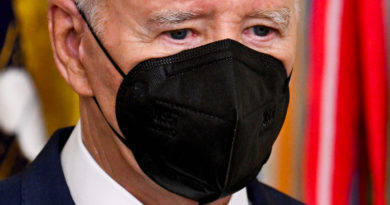 Joe Biden's mask sparks COVID mandate conspiracies: "Alex Jones was right"