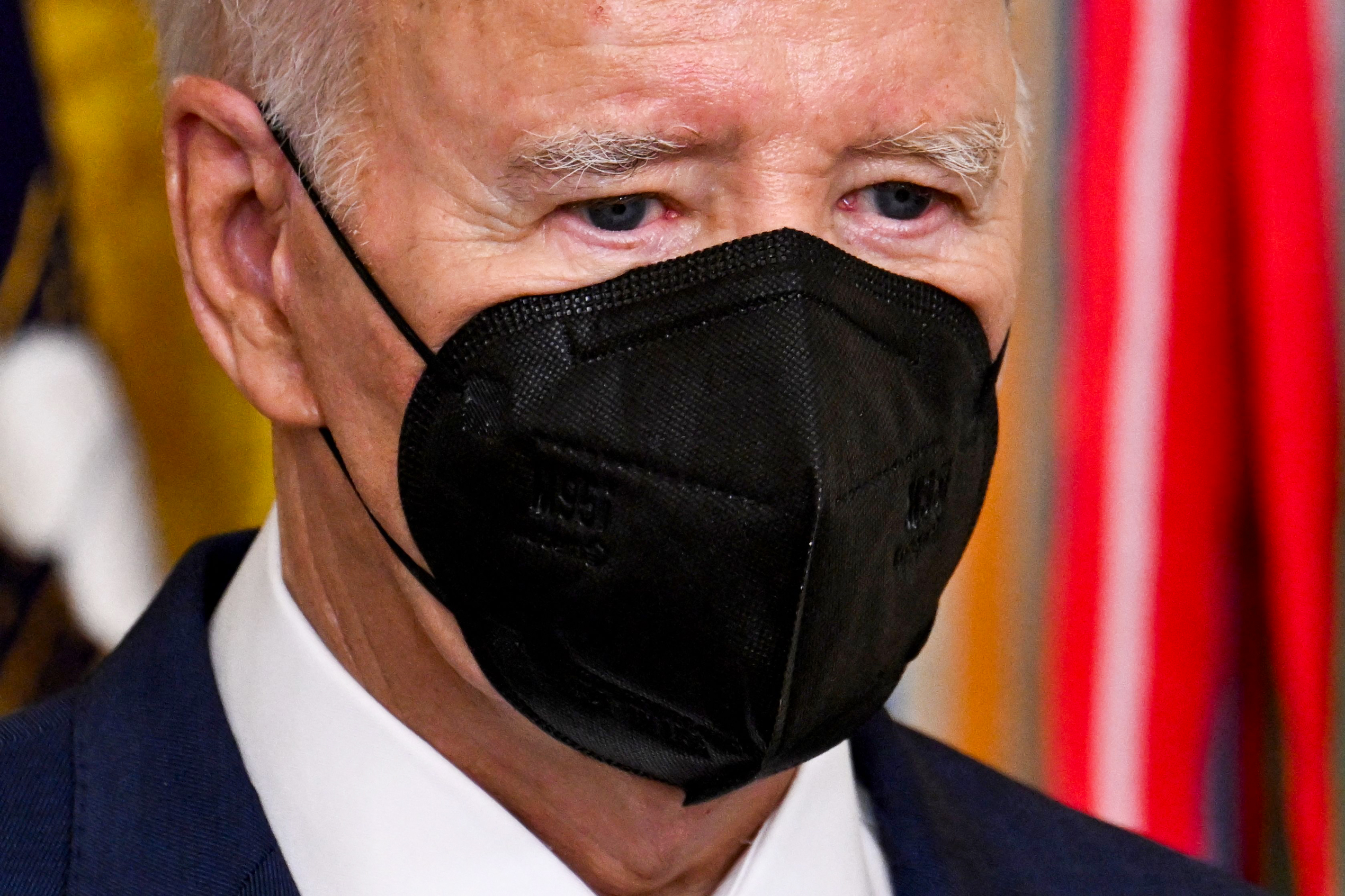 Biden’s Mask Sparks COVID Mandate Conspiracies