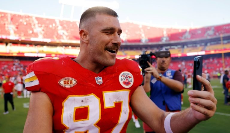 Pro-vaccination ad leaves NFL's Kelce in misinformation crosshairs