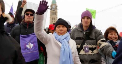 Filipina cult leader ‘Queen of Canada’ tries to take over small towns