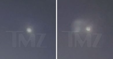 'UFO' Seen Over Texas Just a Starlink Launch, People Still Freak Out