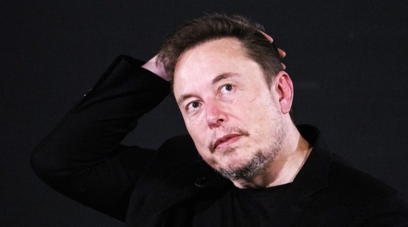 Elon Musk has boosted the 'pizzagate' conspiracy theory five times in the last two weeks
