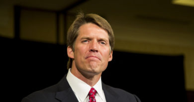 Potential Wisconsin Republican Senate candidate Eric Hovde sponsored Tucker Carlson event, espoused ‘Great Reset’ conspiracy