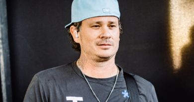 Tom DeLonge wonders if civilizations went extinct for disobeying aliens