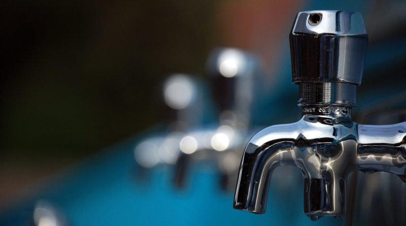 Conspiracy theorists are fighting to remove fluoride from Toronto drinking water