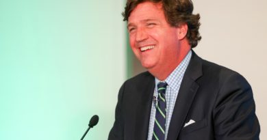 Tucker Carlson Says He's 'Open' to the Flat Earth Theory