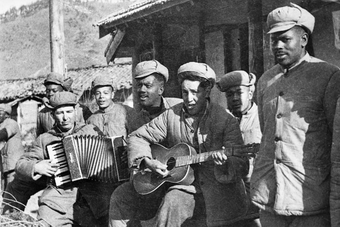 American prisoners of war in a North Korean concentration camp, 1953.