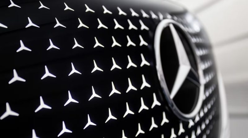 Customers of Mercedes-Benz receive part of the 'dieselgate' process.