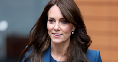 Kate Middleton cancer announcement sparks conspiracy theories backlash