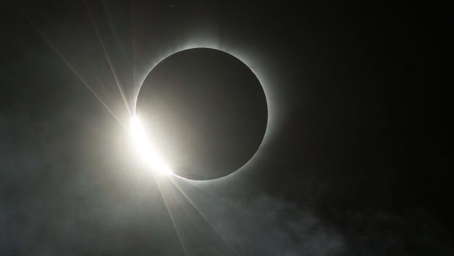 Surreal April 2024 total solar eclipse renews debunked flat Earth conspiracy theories